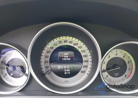 2014 Mercedes-Benz C 250 Luxury/Sport z USA, uszkodzony, nr VIN WDDGF4HB9EG240467